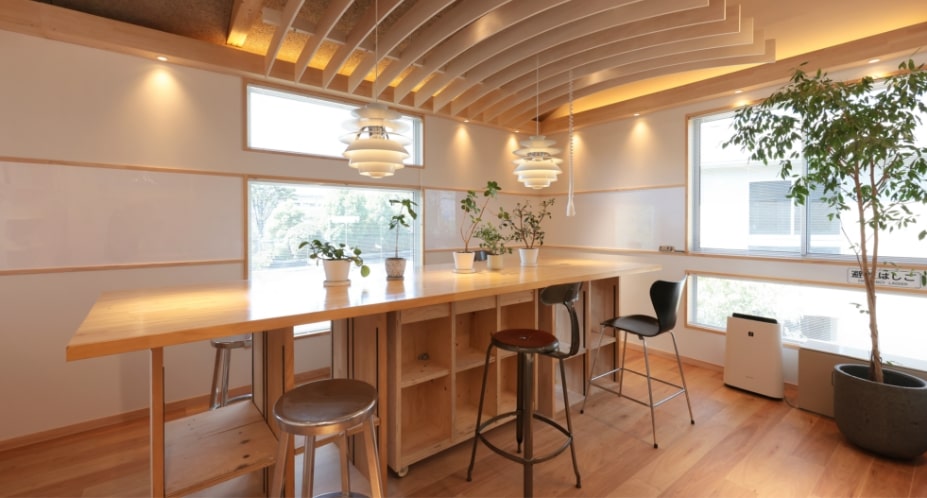 ララハウス社屋 室内
